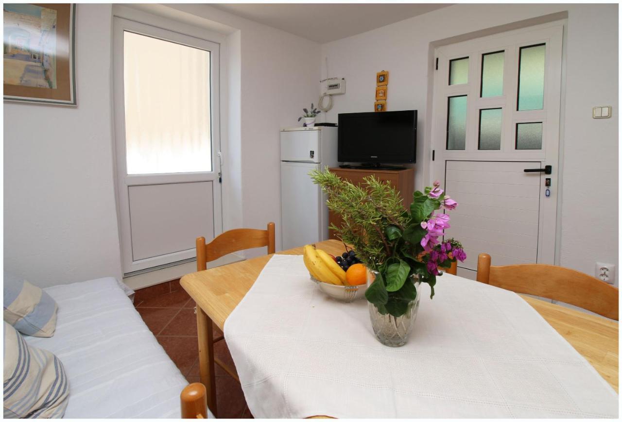 Apartments Elvis Primošten Eksteriør billede